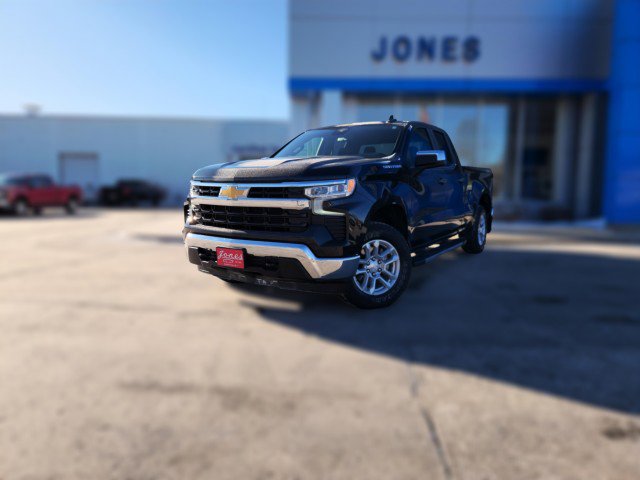 Used 2022 Chevrolet Silverado 1500 LT w/ Protection Package image 2
