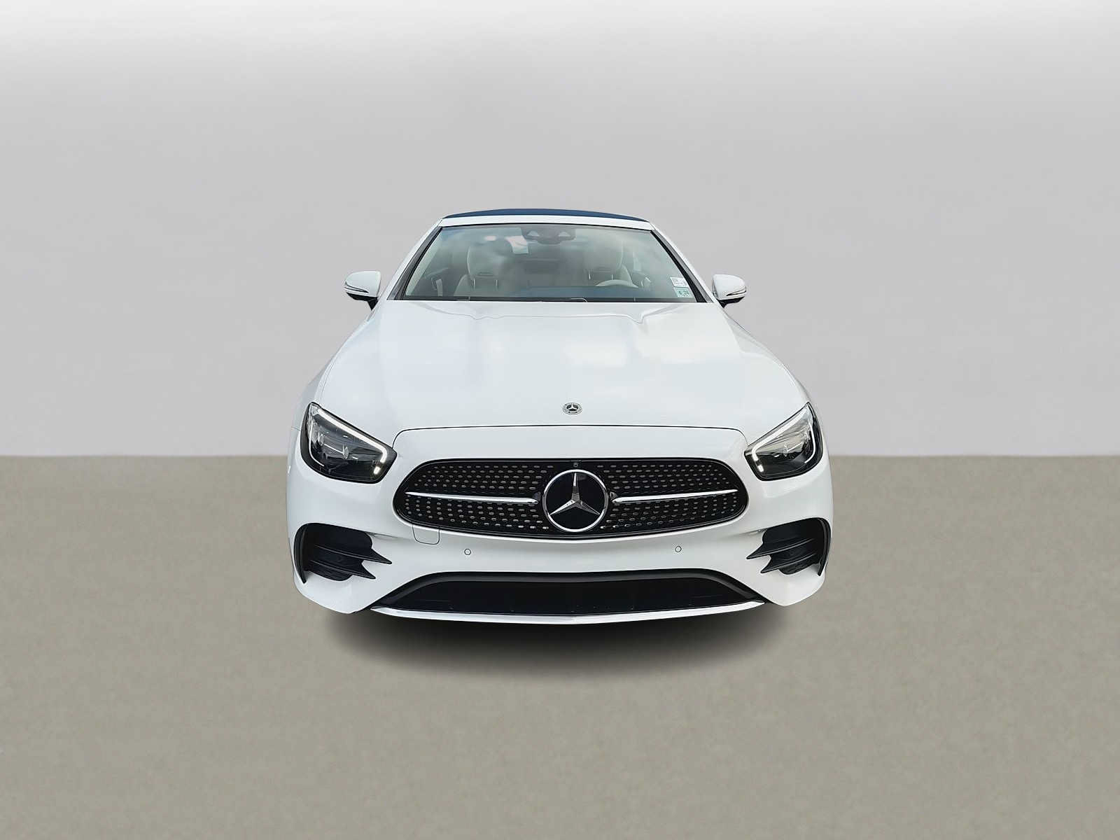 Used 2023 Mercedes-Benz E 450 4MATIC Cabriolet image 3