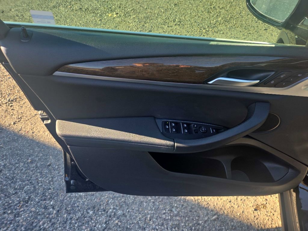 Used 2019 BMW X3 xDrive30i w/ Driving Assistance Package image 10