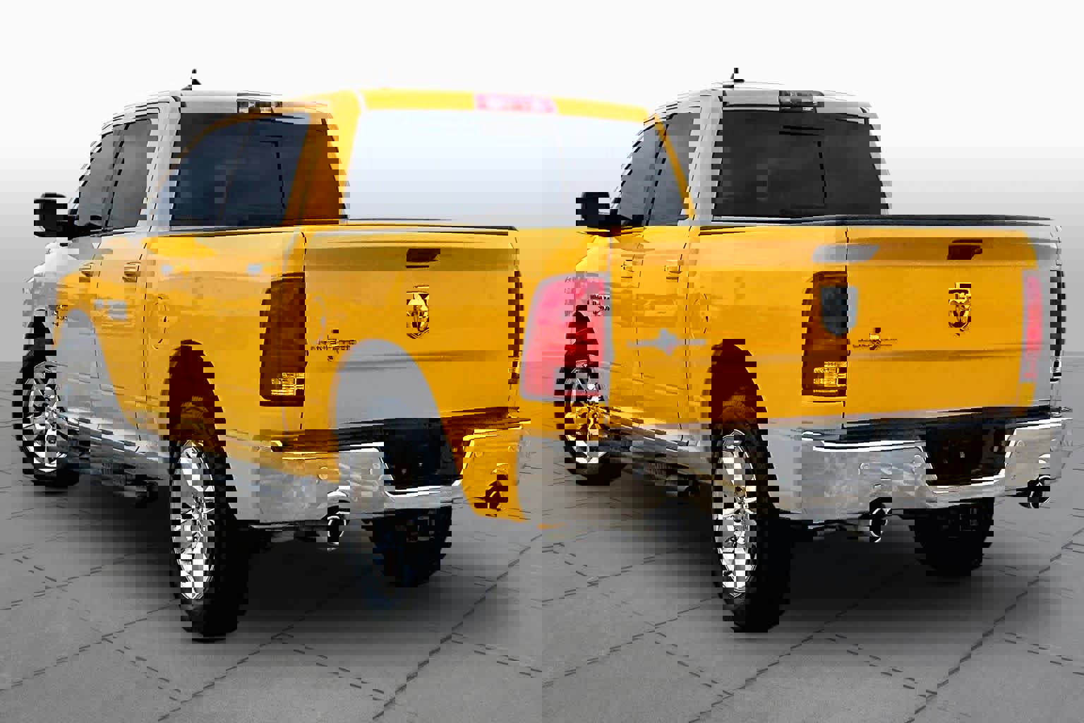 Used 2016 RAM 1500 Lone Star RWD image 12