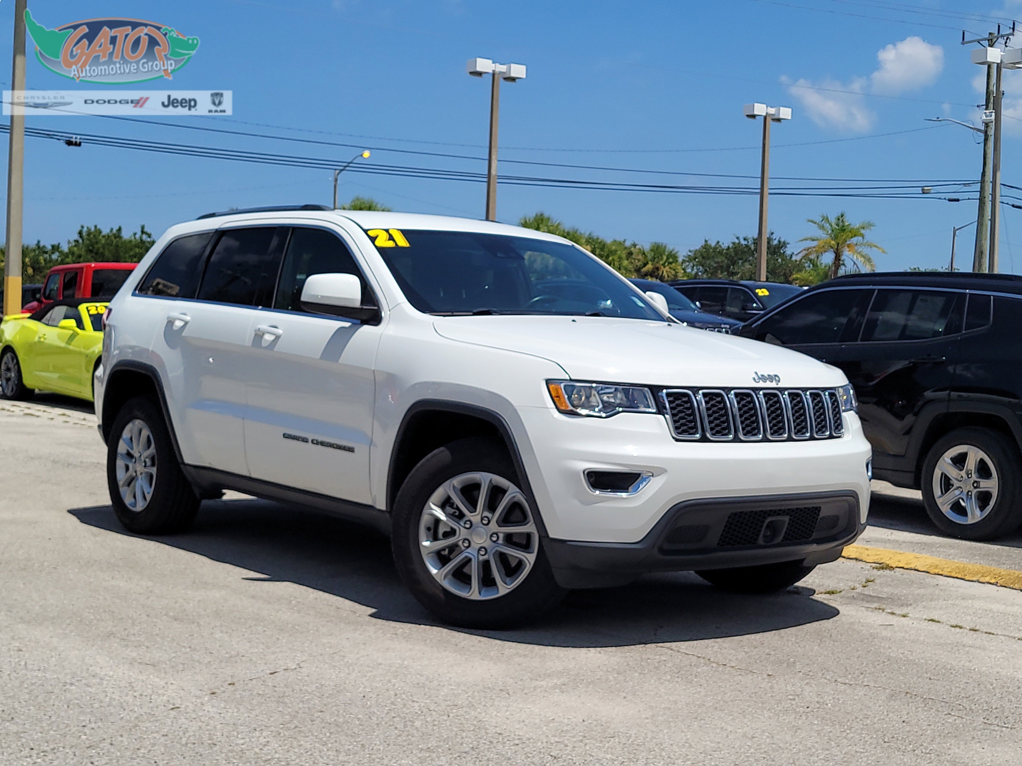 Used 2021 Jeep Grand Cherokee Laredo