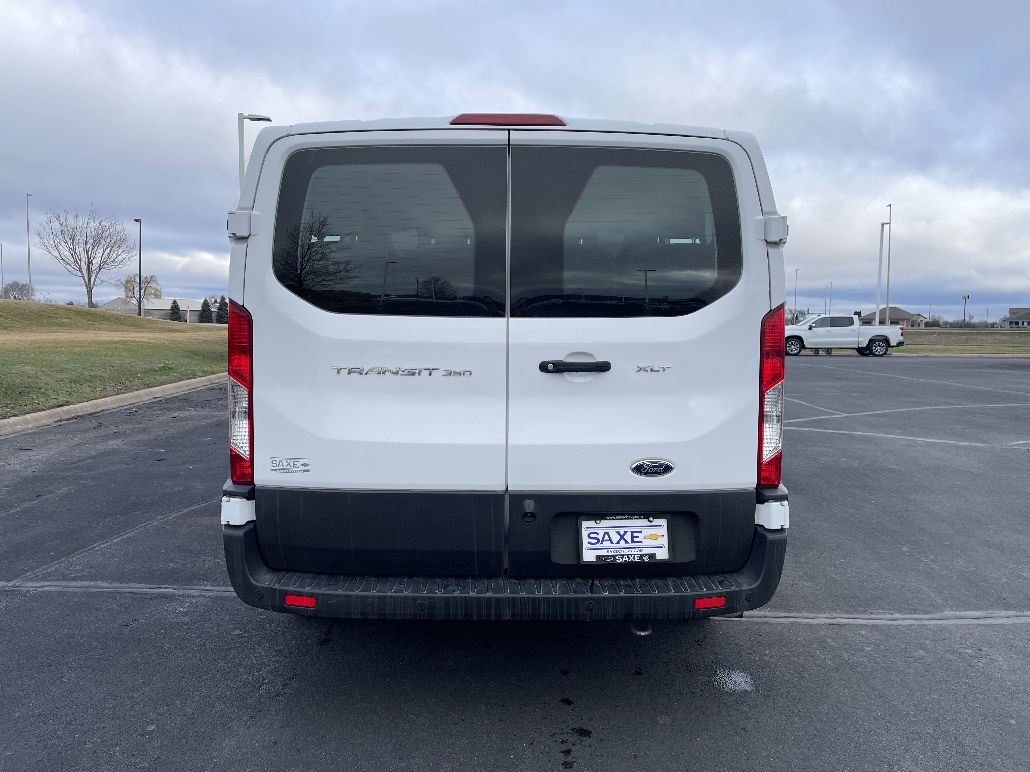 Used 2022 Ford Transit 350 XLT image 4