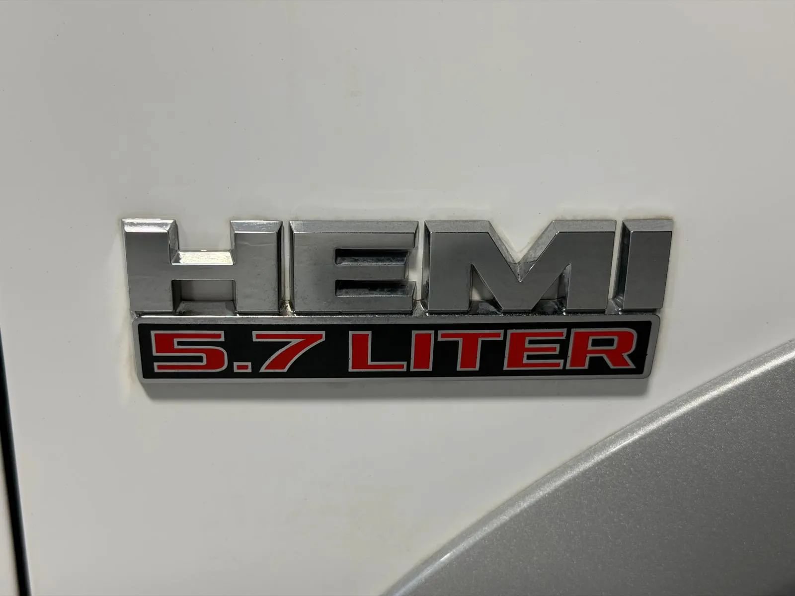 Used 2015 RAM 1500 Laramie w/ Convenience Group AWD/4WD image 11