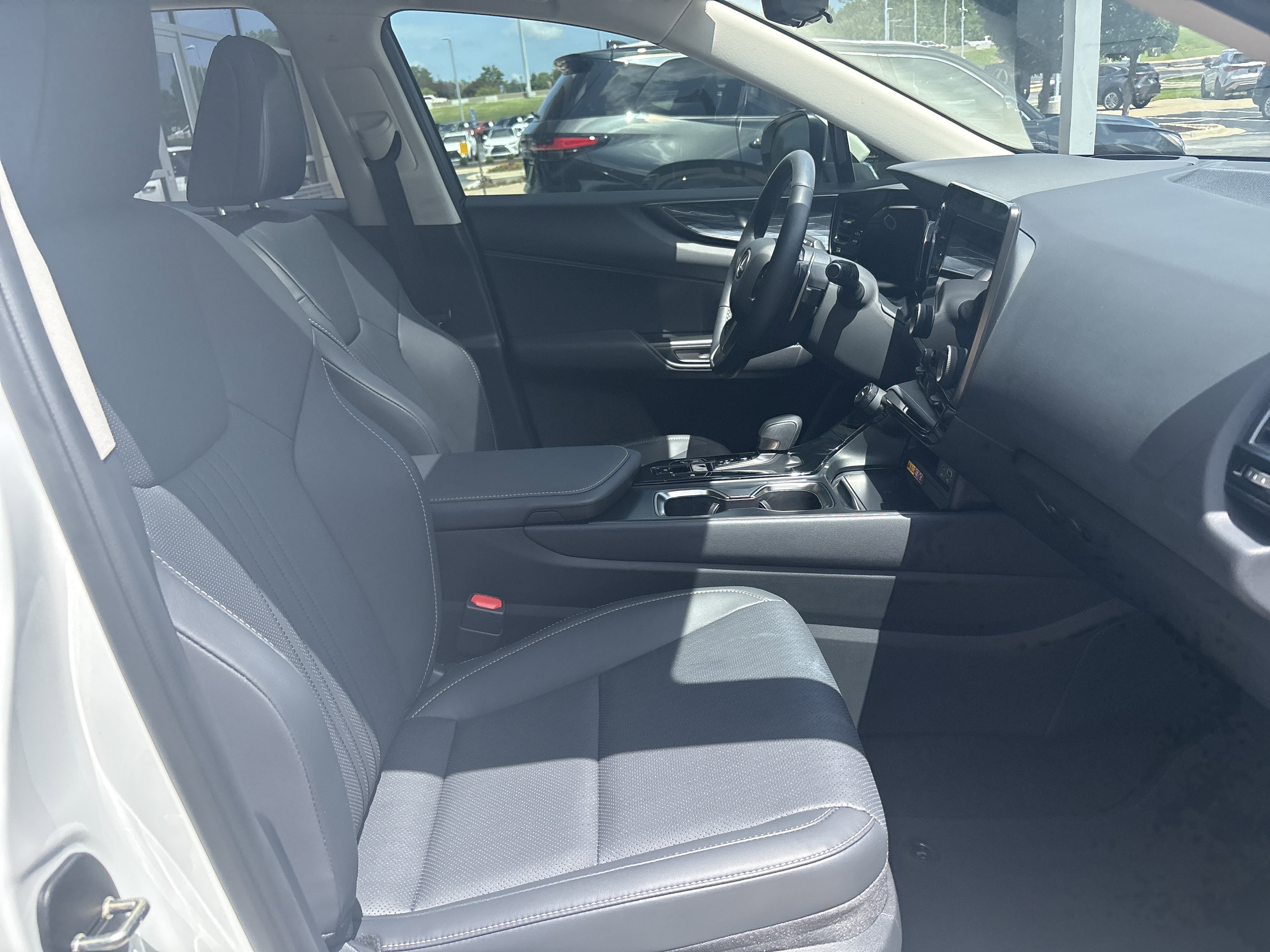 Used 2026 Lexus NX 350h AWD w/ Accessory Package (Z1) image 34