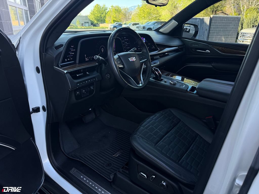 Used 2023 Cadillac Escalade ESV Sport Platinum w/ LPO, Floor Liner Package AWD/4WD image 35