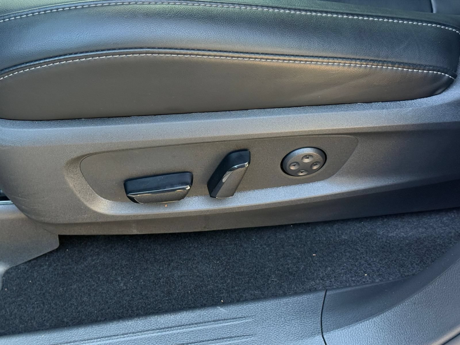 Used 2026 INFINITI QX60 Luxe FWD image 22