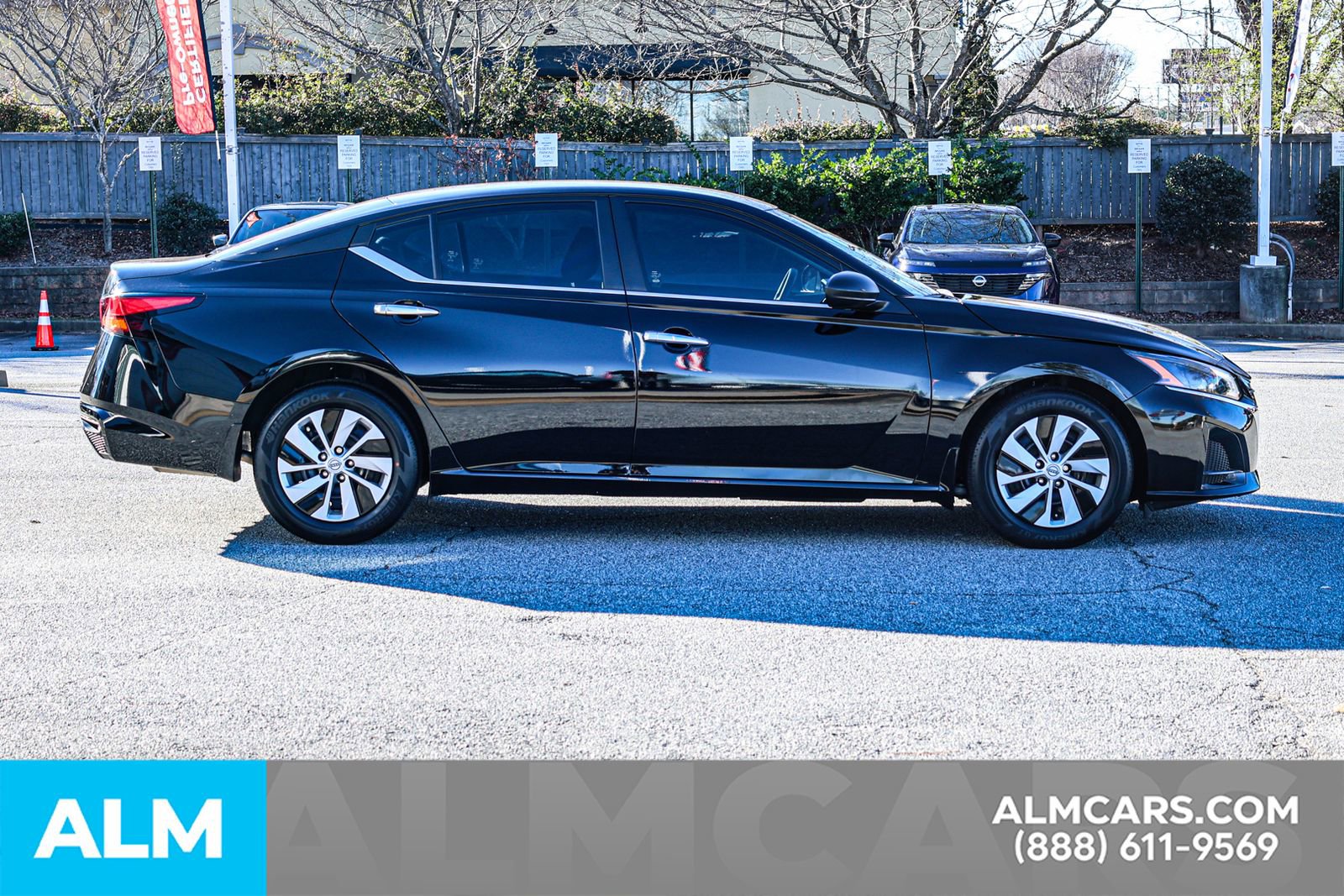 Used 2024 Nissan Altima 2.5 S image 9