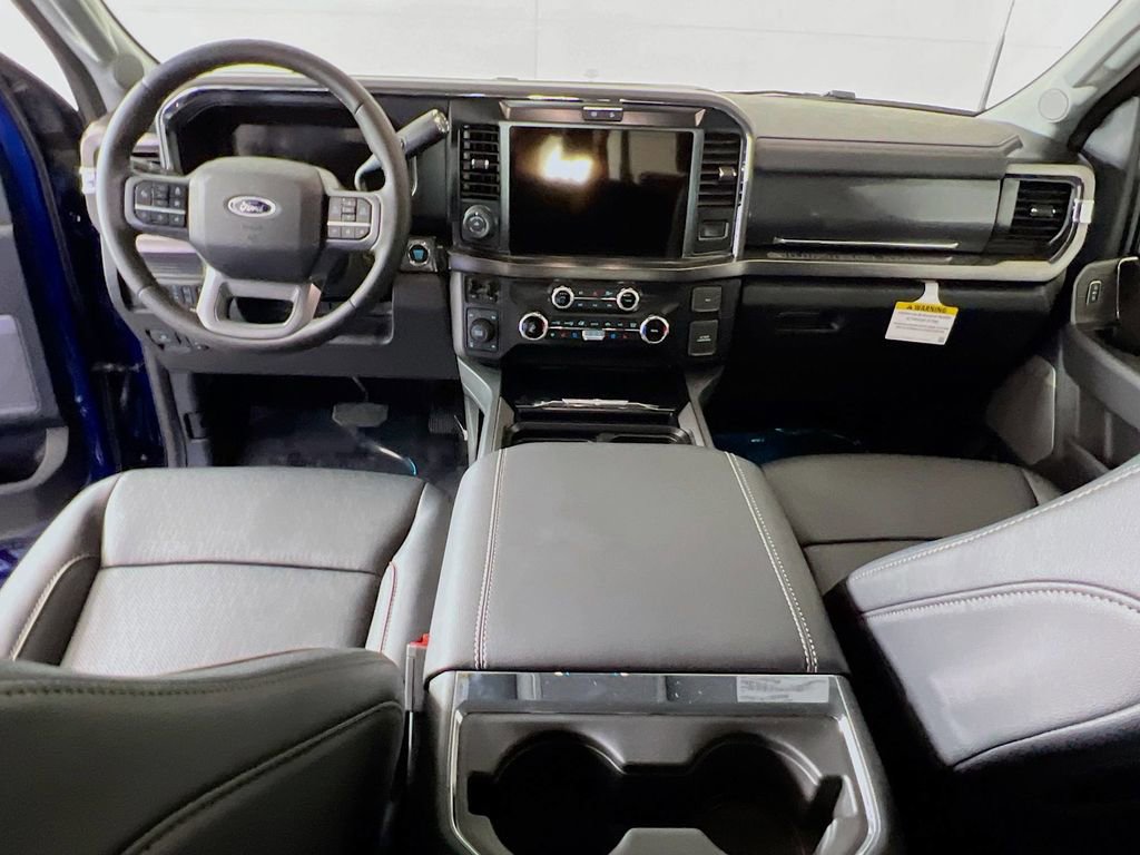 New 2026 Ford F250 Lariat w/ Black Appearance Package image 7