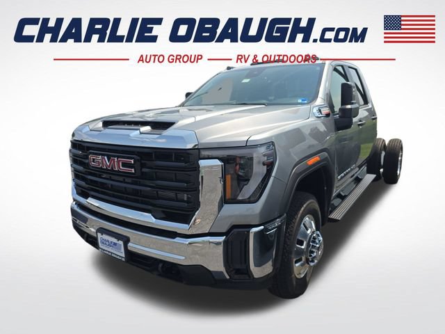 New 2026 GMC Sierra 3500 Pro w/ Convenience Package AWD/4WD image 1