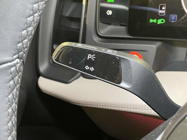New 2026 Porsche Cayenne Electric AWD/4WD image 41