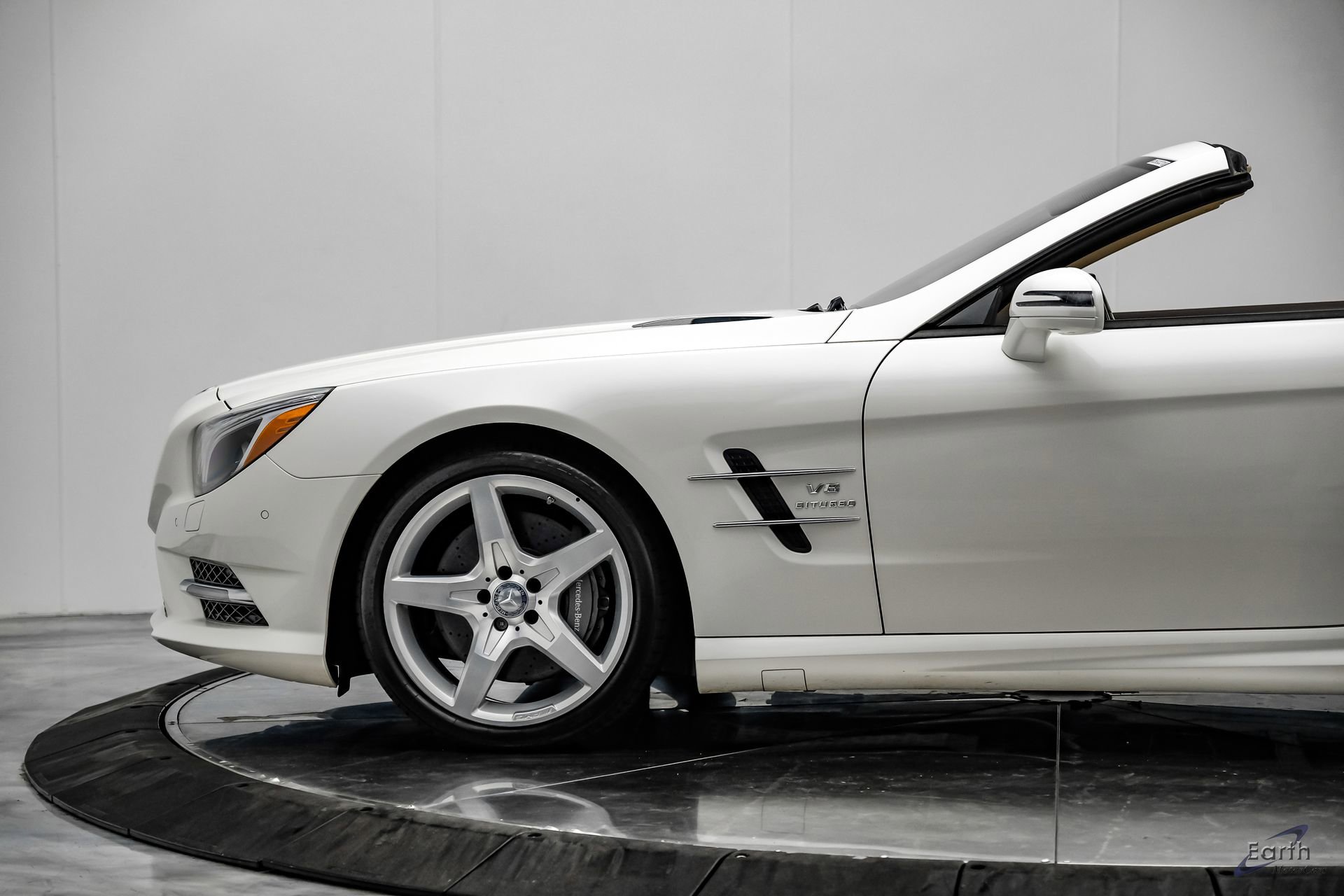 Used 2014 Mercedes-Benz SL 550 SL550 Roadster image 9