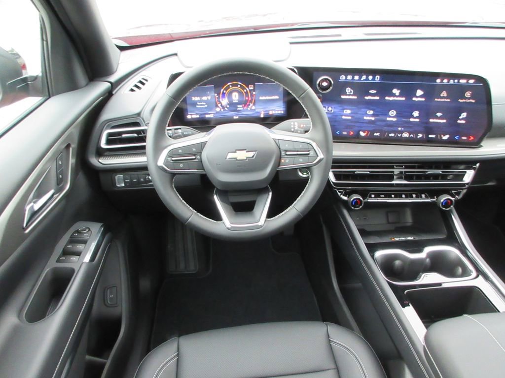 New 2026 Chevrolet Traverse LT w/ Sun and Wheel Package AWD/4WD image 14