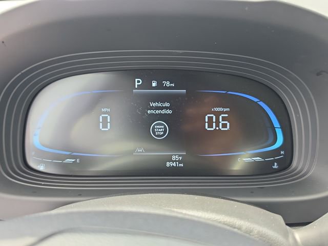 Used 2025 Hyundai Venue Limited FWD image 16
