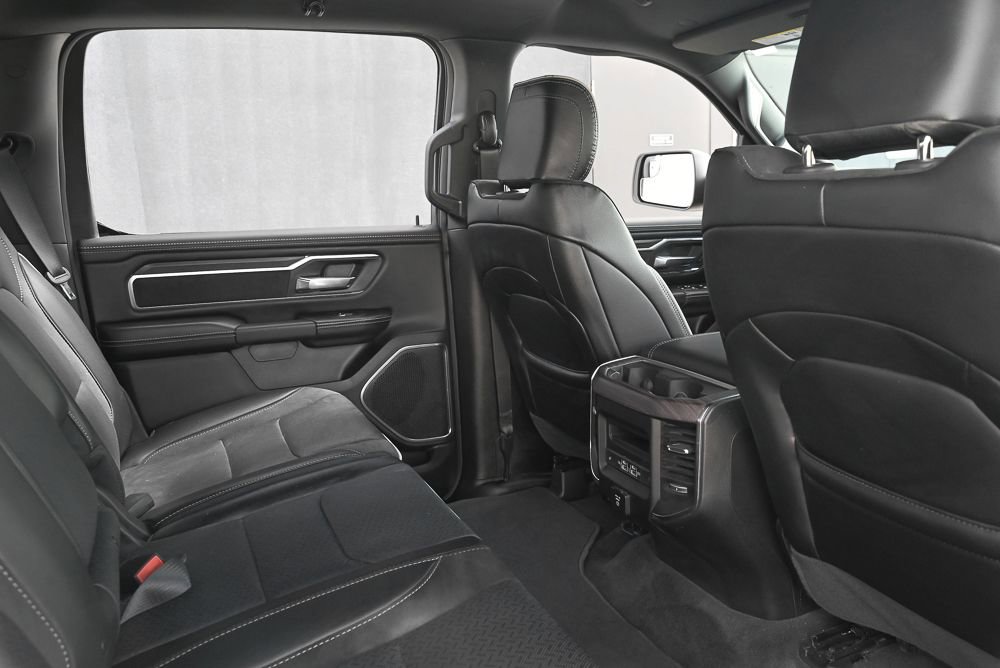 Used 2026 RAM 1500 Laramie AWD/4WD image 13
