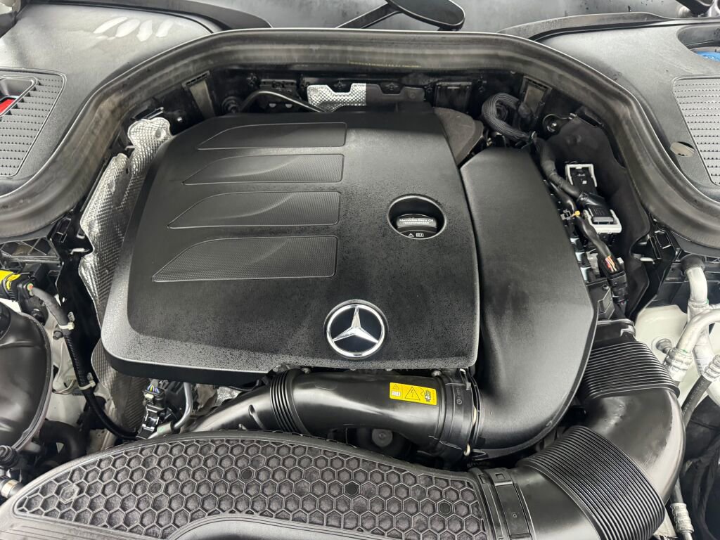 Certified 2022 Mercedes-Benz GLC 300 4MATIC image 23