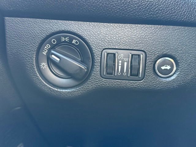 Used 2017 Dodge Challenger SXT w/ Sound Group image 14