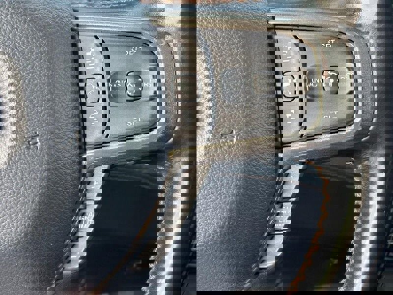 Used 2021 RAM 1500 Limited image 13