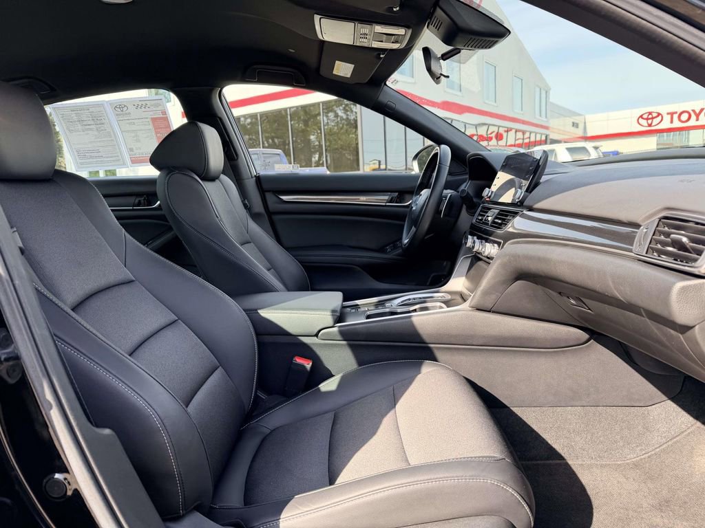 Used 2022 Honda Accord Sport image 13