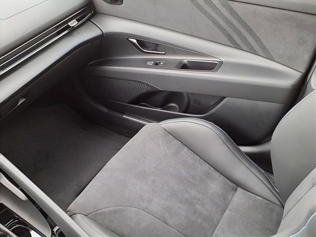 New 2025 Hyundai Elantra N image 15