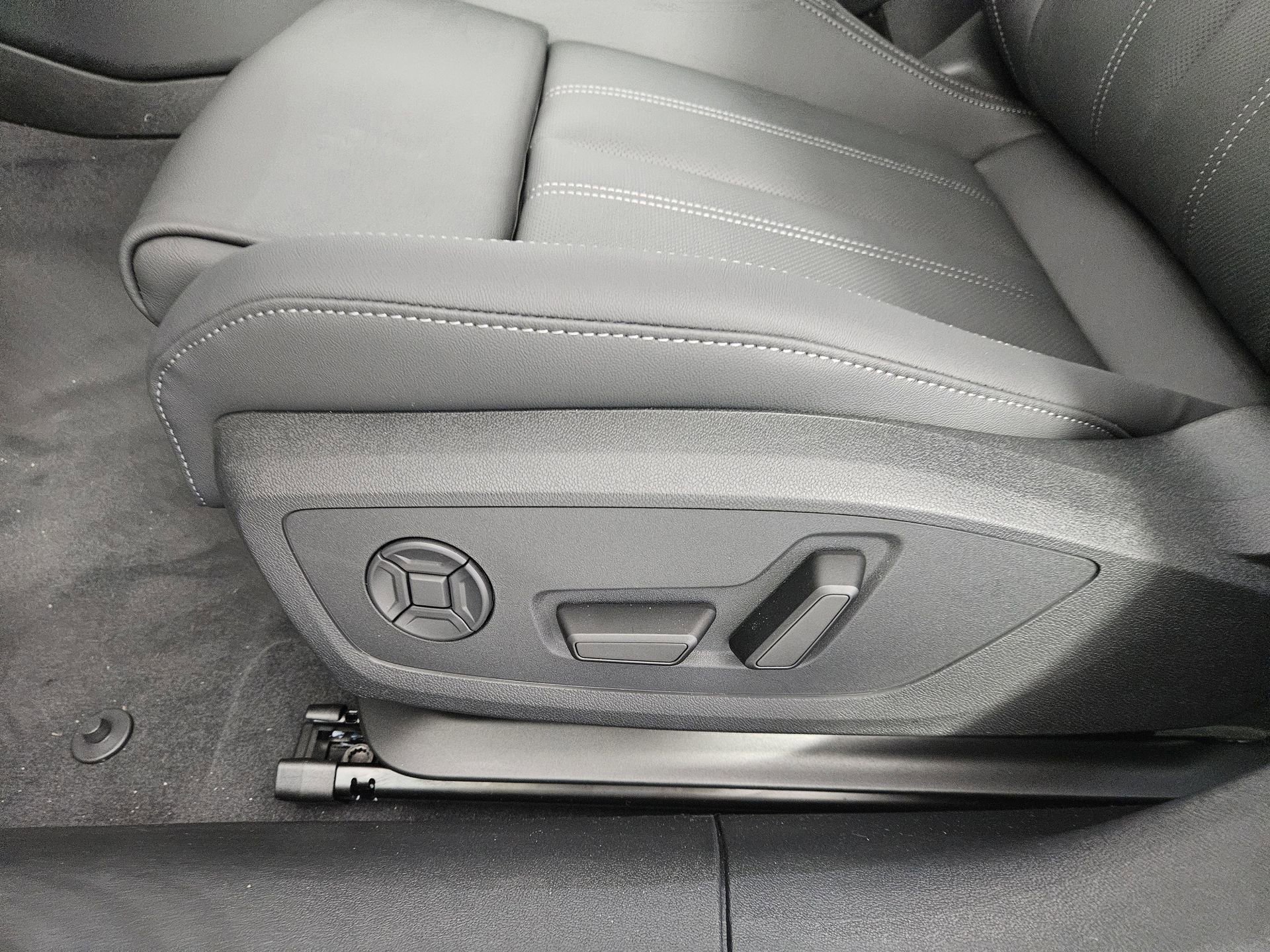 New 2026 Audi A6 Prestige AWD/4WD image 12