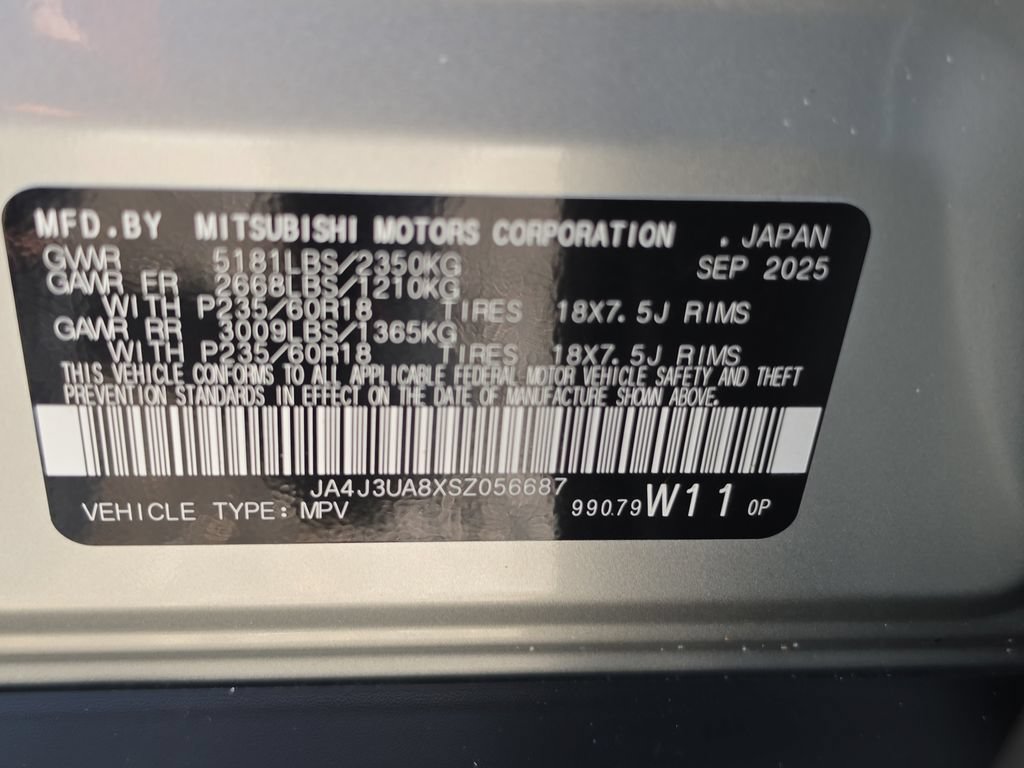 Used 2025 Mitsubishi Outlander ES FWD image 30