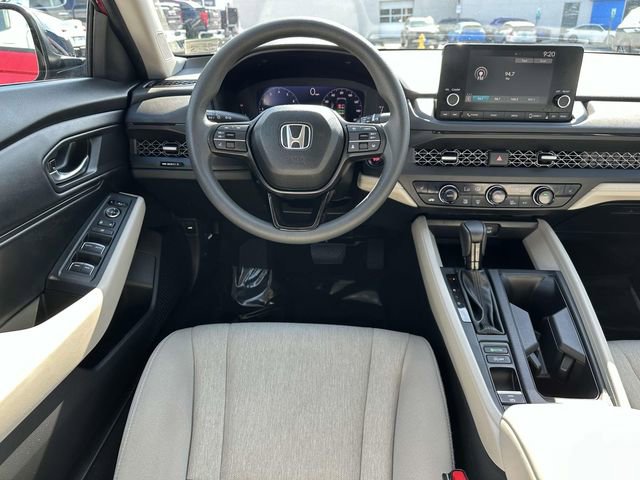 Certified 2025 Honda Accord SE image 17