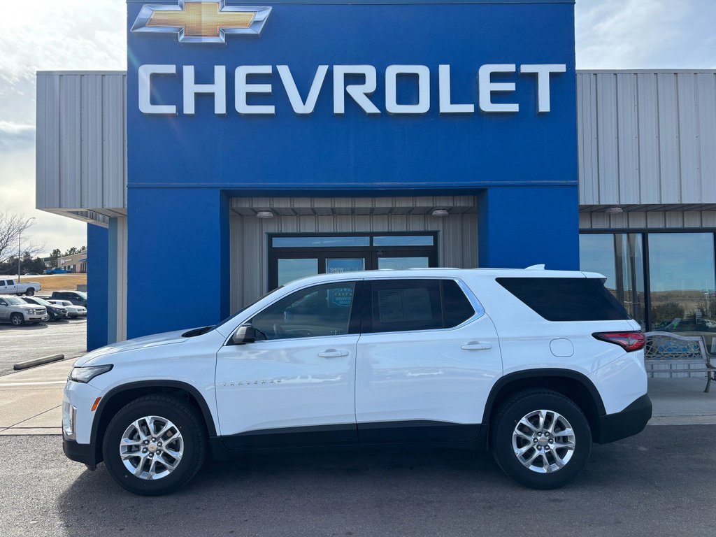 Used 2022 Chevrolet Traverse LS AWD/4WD image 1