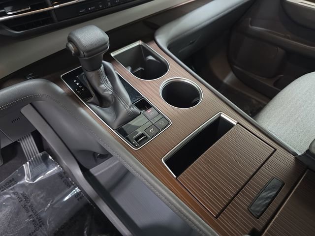 Certified 2021 Toyota Sienna LE FWD image 22