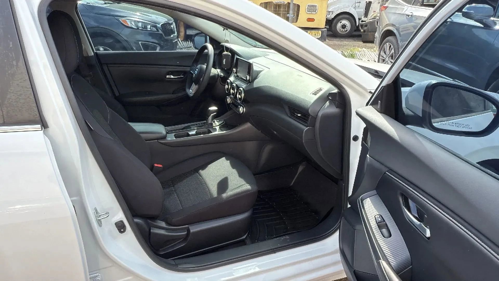 Used 2021 Nissan Sentra S FWD image 25