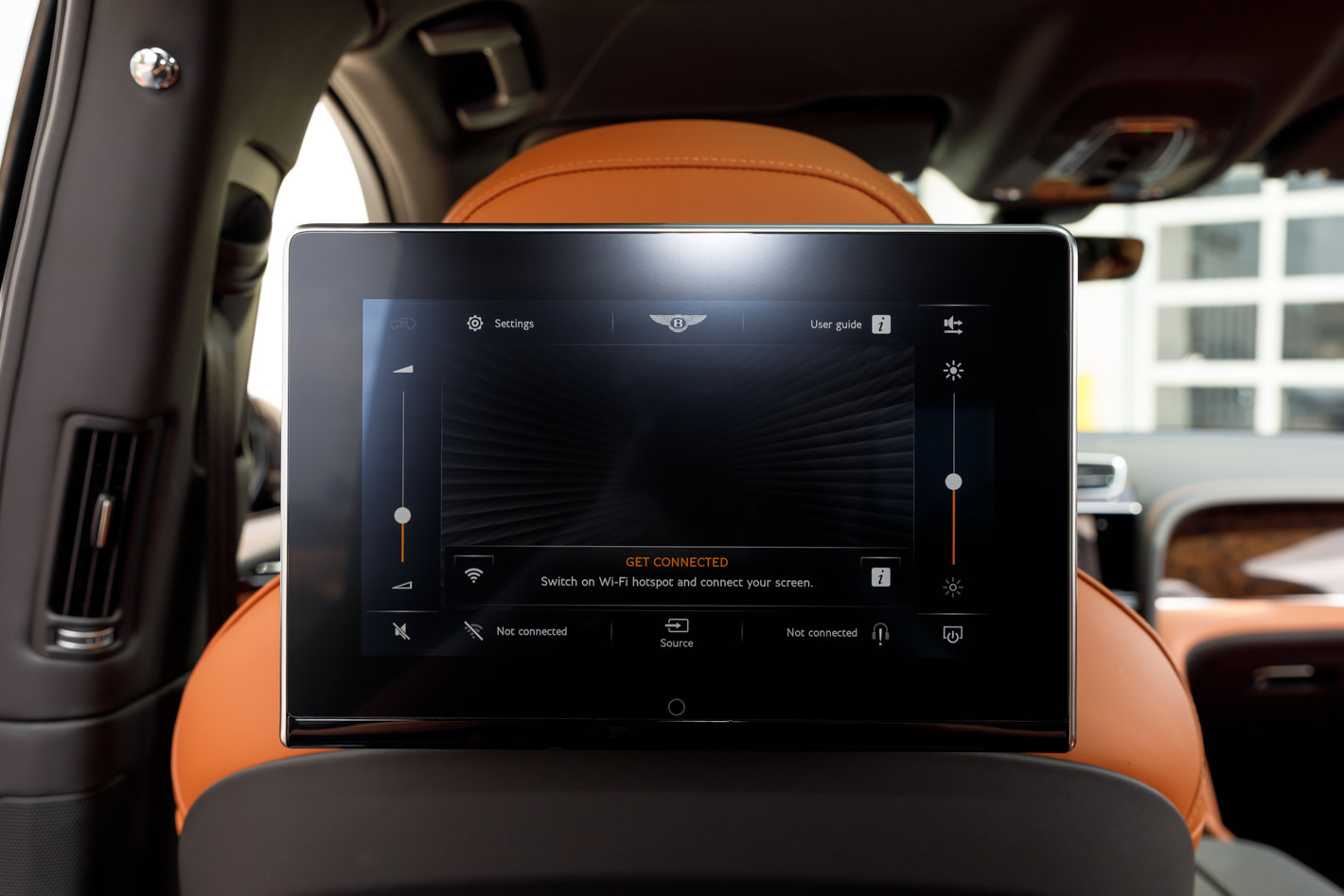 Certified 2023 Bentley Bentayga Extended Wheelbase AWD/4WD image 50