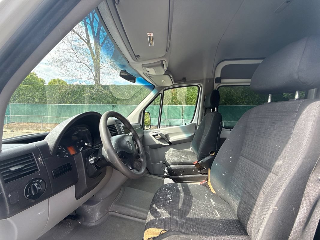 Used 2018 Mercedes-Benz Sprinter 2500 image 14