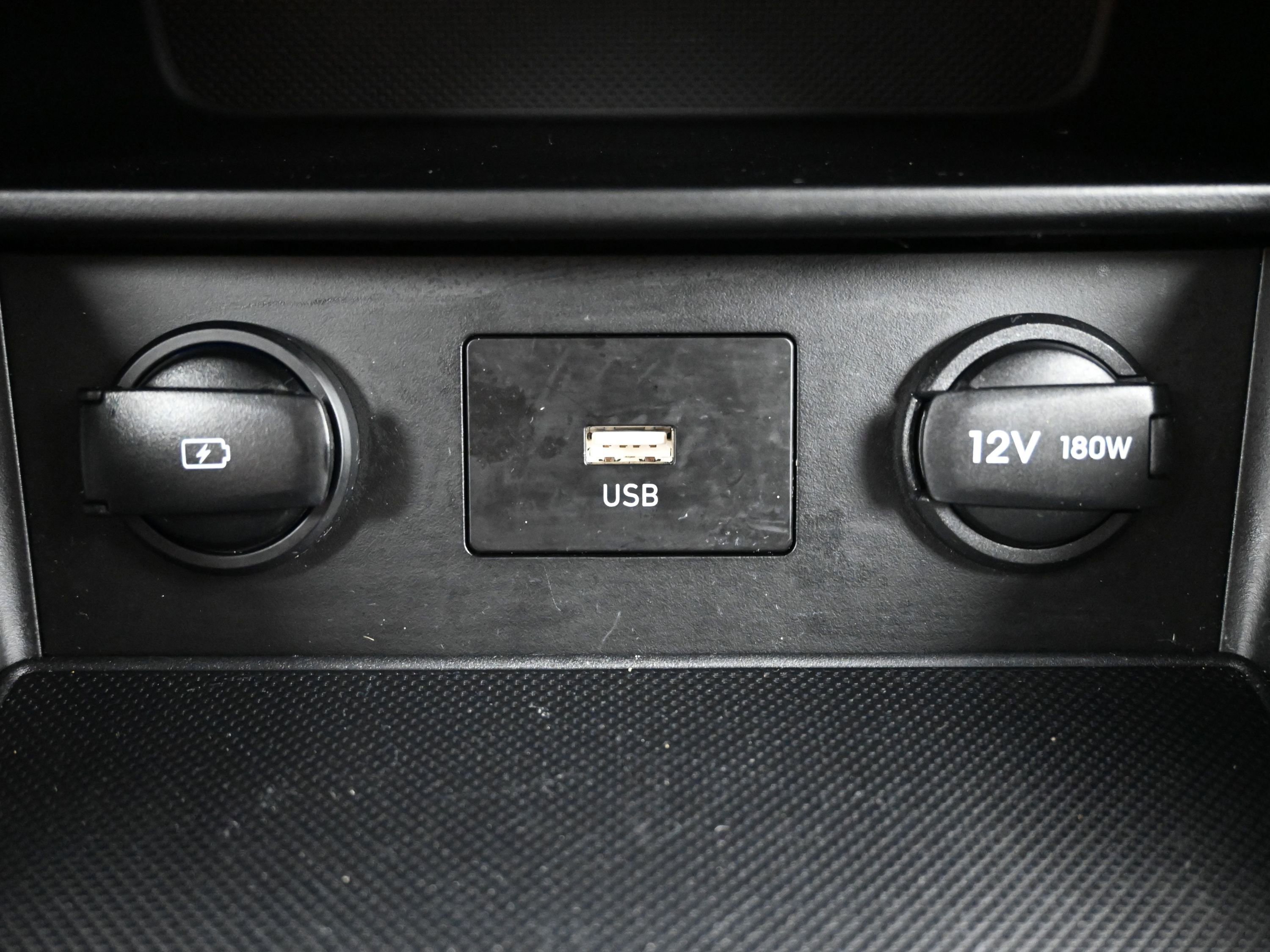 Used 2022 Hyundai Kona SEL image 18