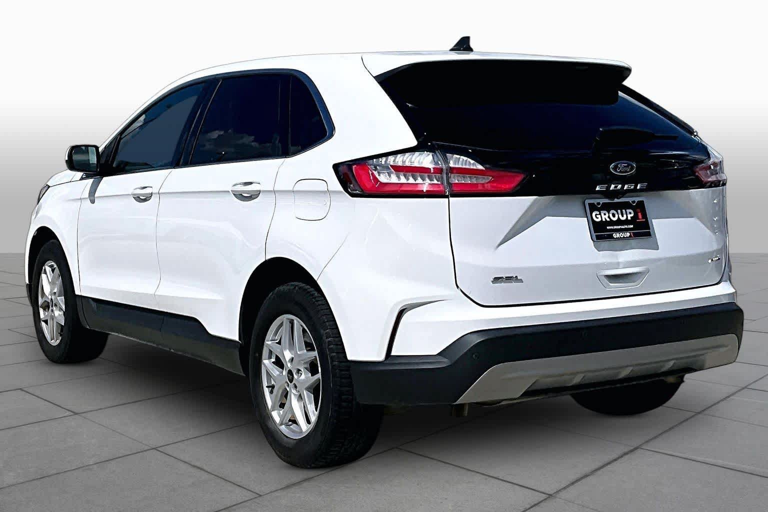 Used 2023 Ford Edge SEL AWD/4WD image 11