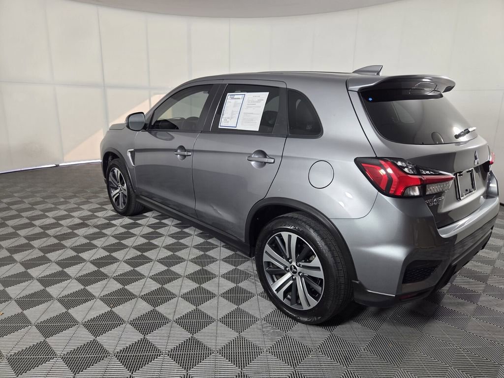 Used 2022 Mitsubishi Outlander Sport SE image 8