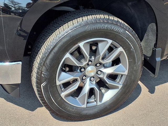 Used 2024 Chevrolet Silverado 1500 LT AWD/4WD image 30