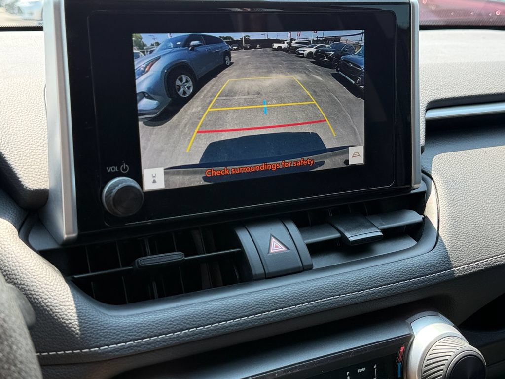 Certified 2023 Toyota RAV4 LE AWD/4WD image 34