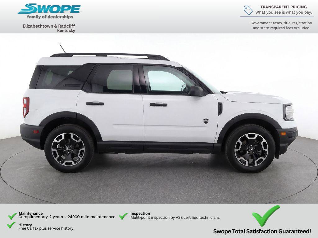 Used 2023 Ford Bronco Sport Outer Banks w/ Tech Package AWD/4WD image 12