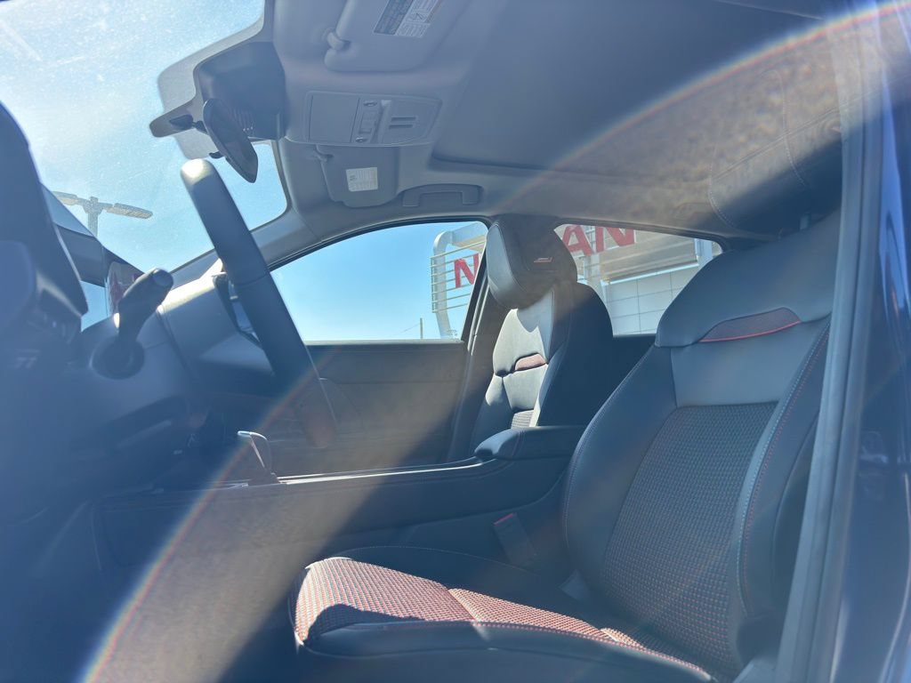 New 2026 Nissan Kicks SR w/ SR Premium Package FWD image 10