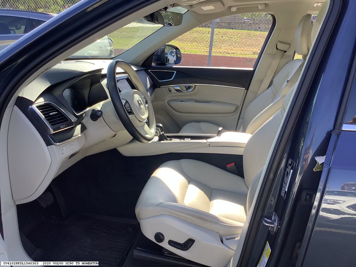 Used 2020 Volvo XC90 T5 Momentum AWD/4WD image 8