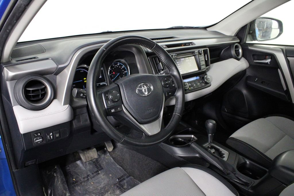 Used 2017 Toyota RAV4 XLE image 21