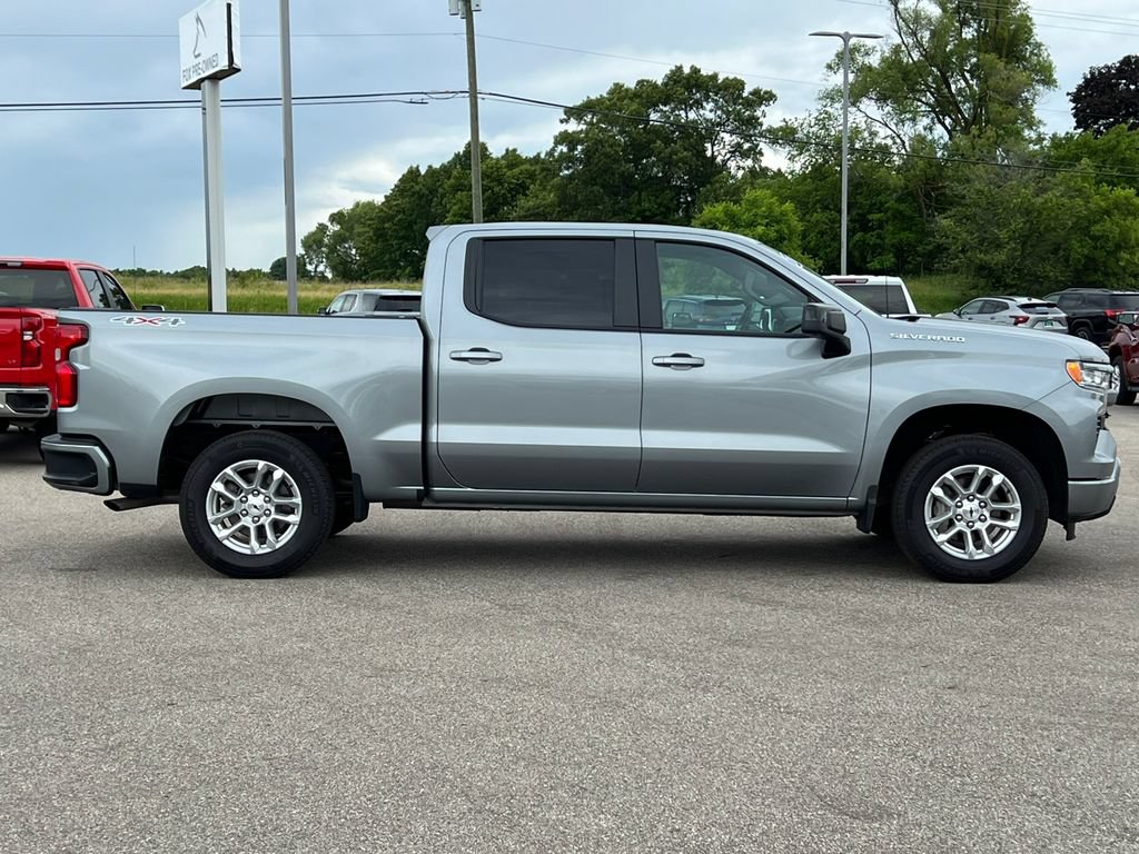 Used 2026 Chevrolet Silverado 1500 RST AWD/4WD image 44