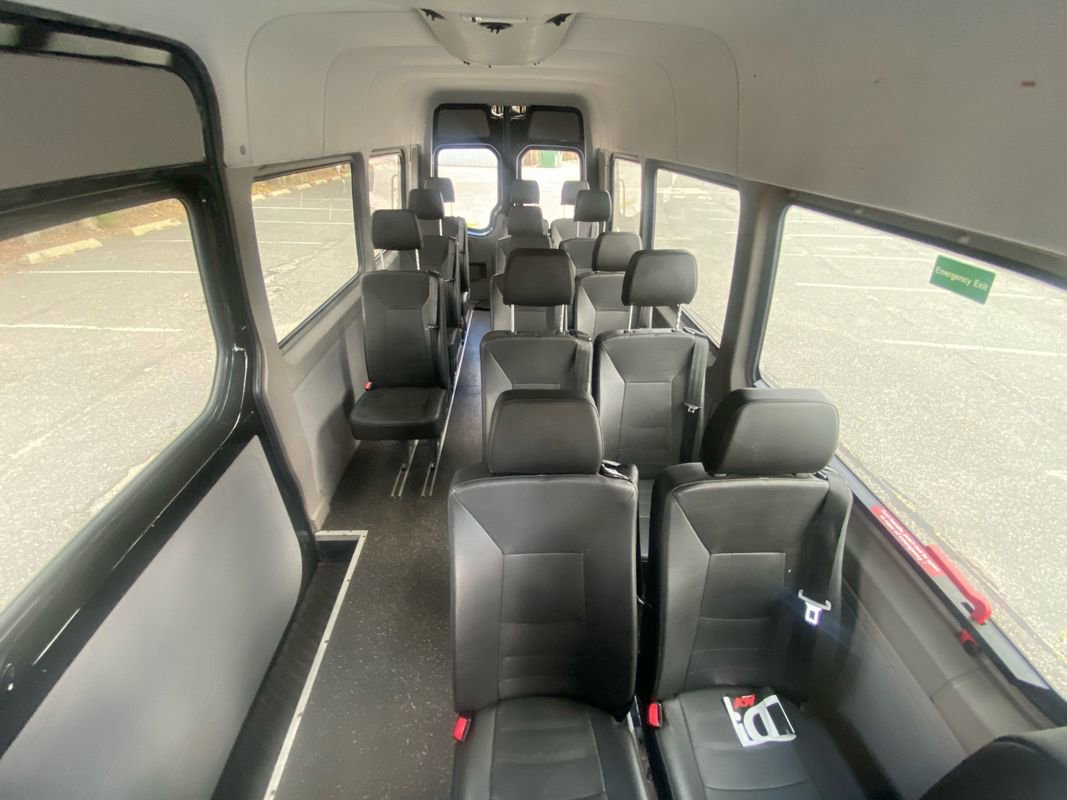 Used 2017 Mercedes-Benz Sprinter 3500 image 29