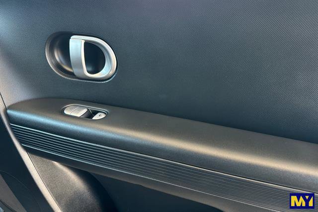 Used 2022 Hyundai Ioniq 5 SE image 19