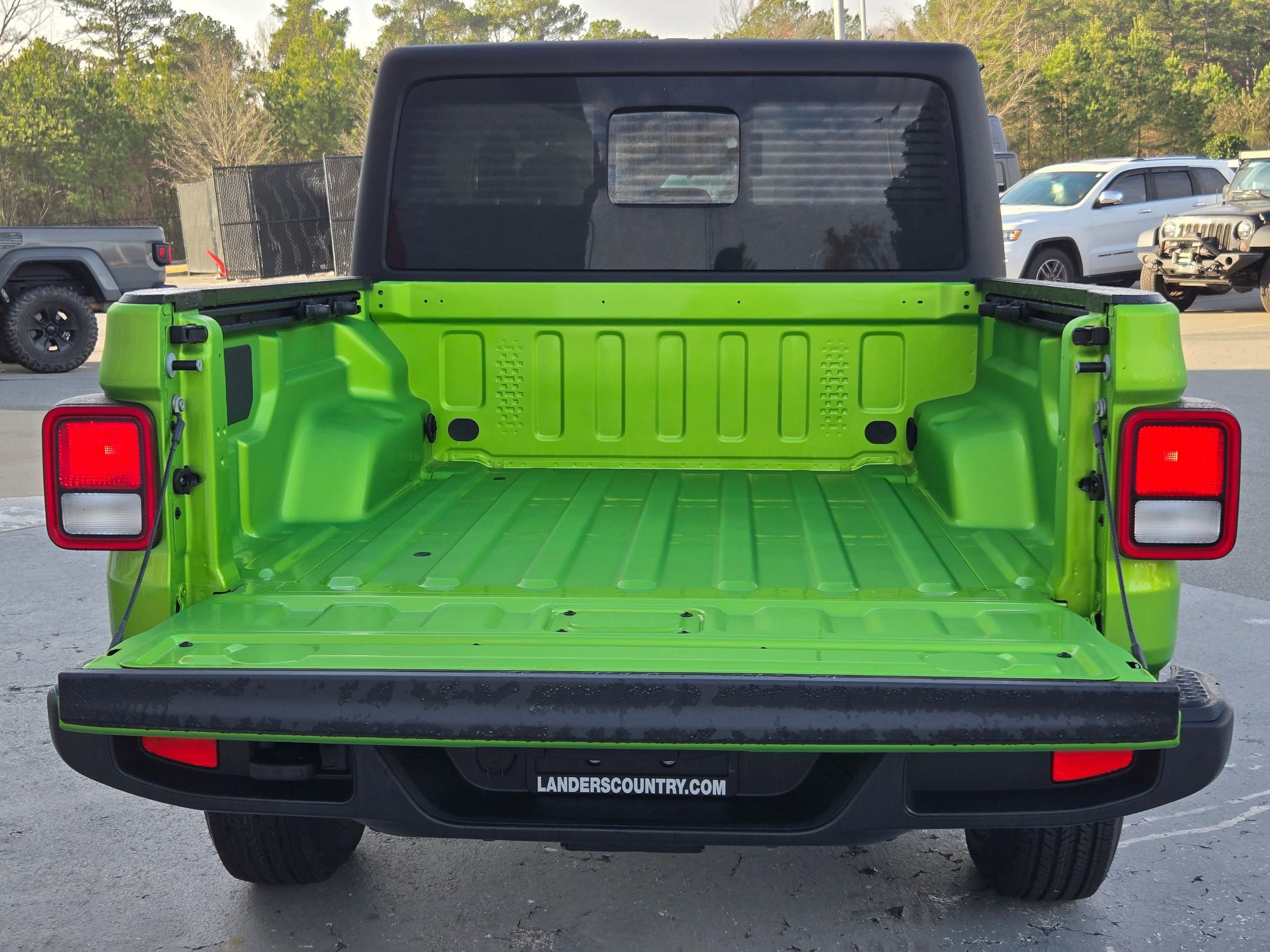 New 2026 Jeep Gladiator Sport image 27