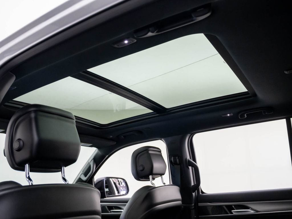 Used 2023 Jeep Wagoneer Series II image 21