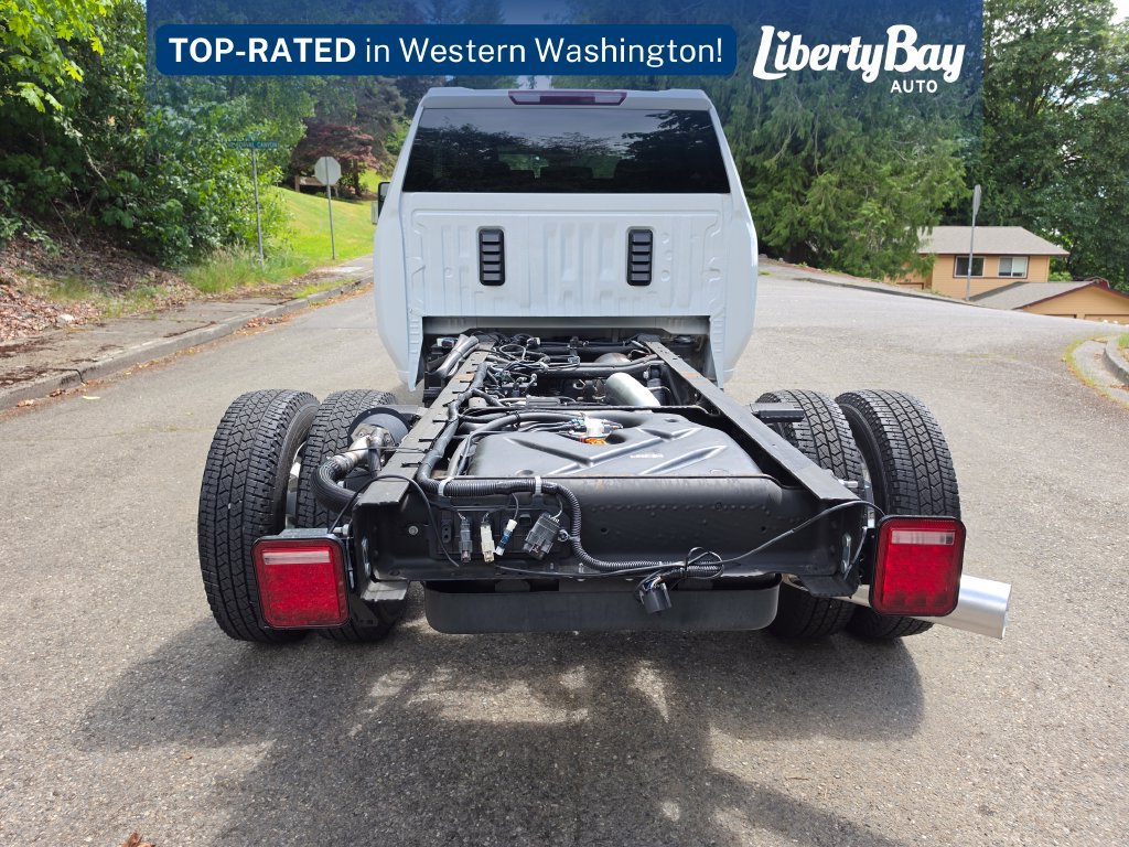 Used 2025 Chevrolet Silverado 3500 LT w/ Convenience Package AWD/4WD image 6