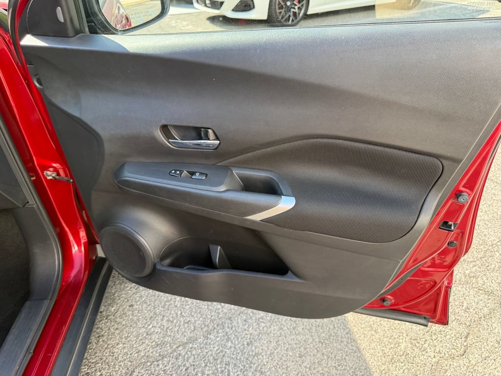 Used 2021 Nissan Kicks SV FWD image 28
