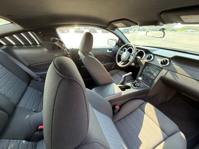 Used 2009 Ford Mustang GT RWD image 23