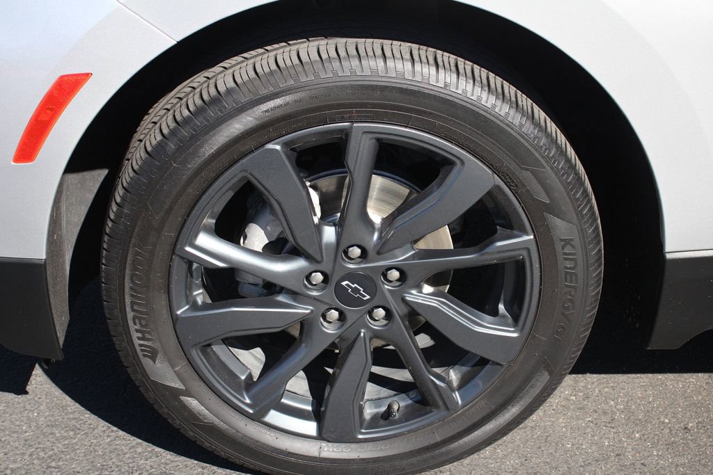 Used 2022 Chevrolet Equinox RS w/ Infotainment Package FWD image 14