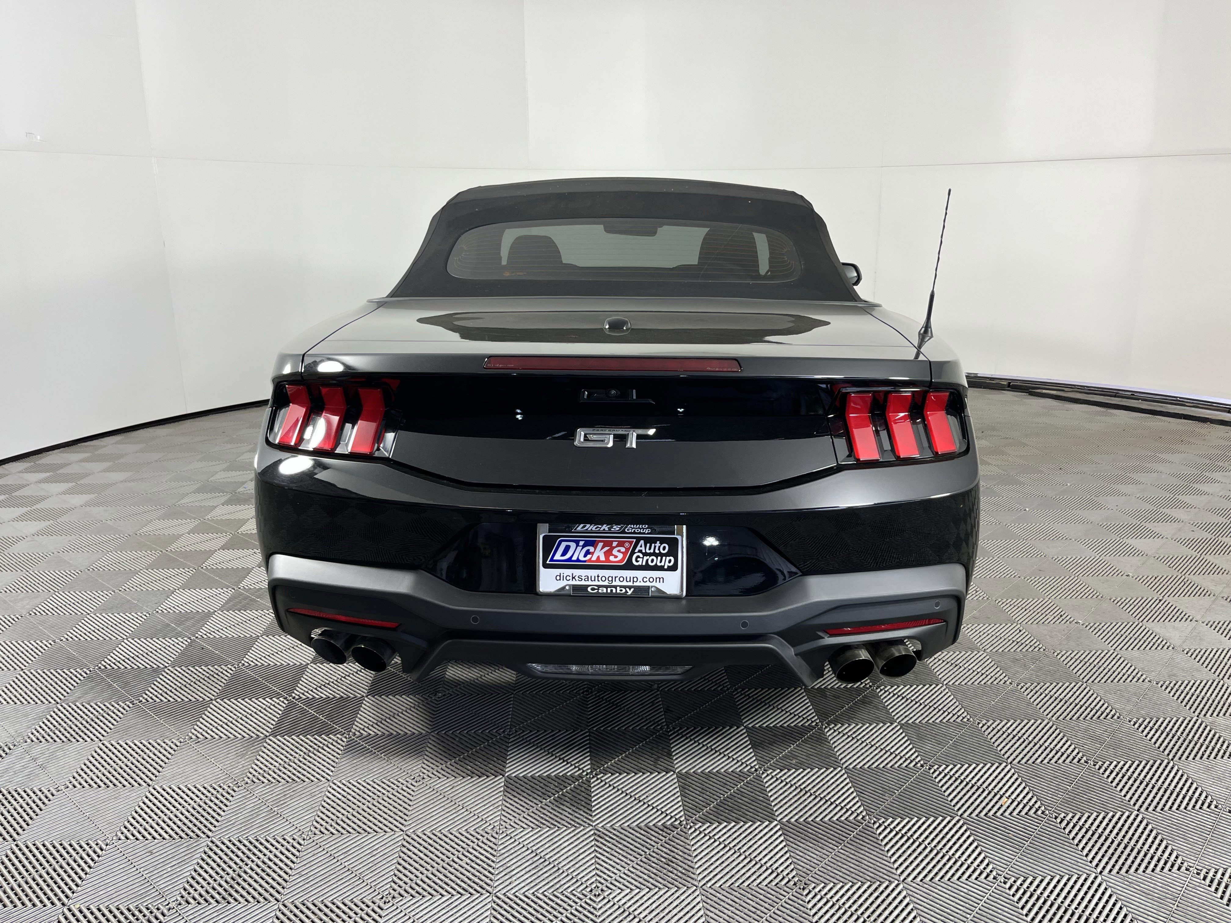 Used 2024 Ford Mustang GT Premium w/ GT Performance Package RWD image 4